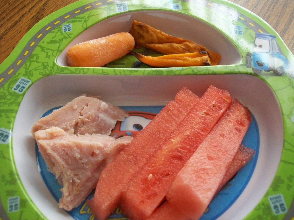 Beat the Summer Heat with a Super Easy No-Cook Summer Meal Cold Plate #nocook #summermeal