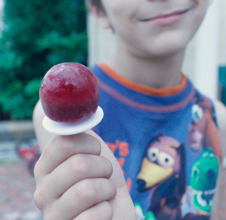 Fruit Punch Ice Pops #summercampathome #frozen #summertreat